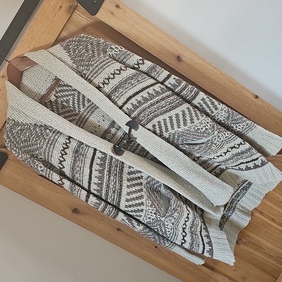 Lucky Brand Sweaters - LUCKY BRAND Southwestern Aztec Shawl Cardigan Toggle Large Rare!